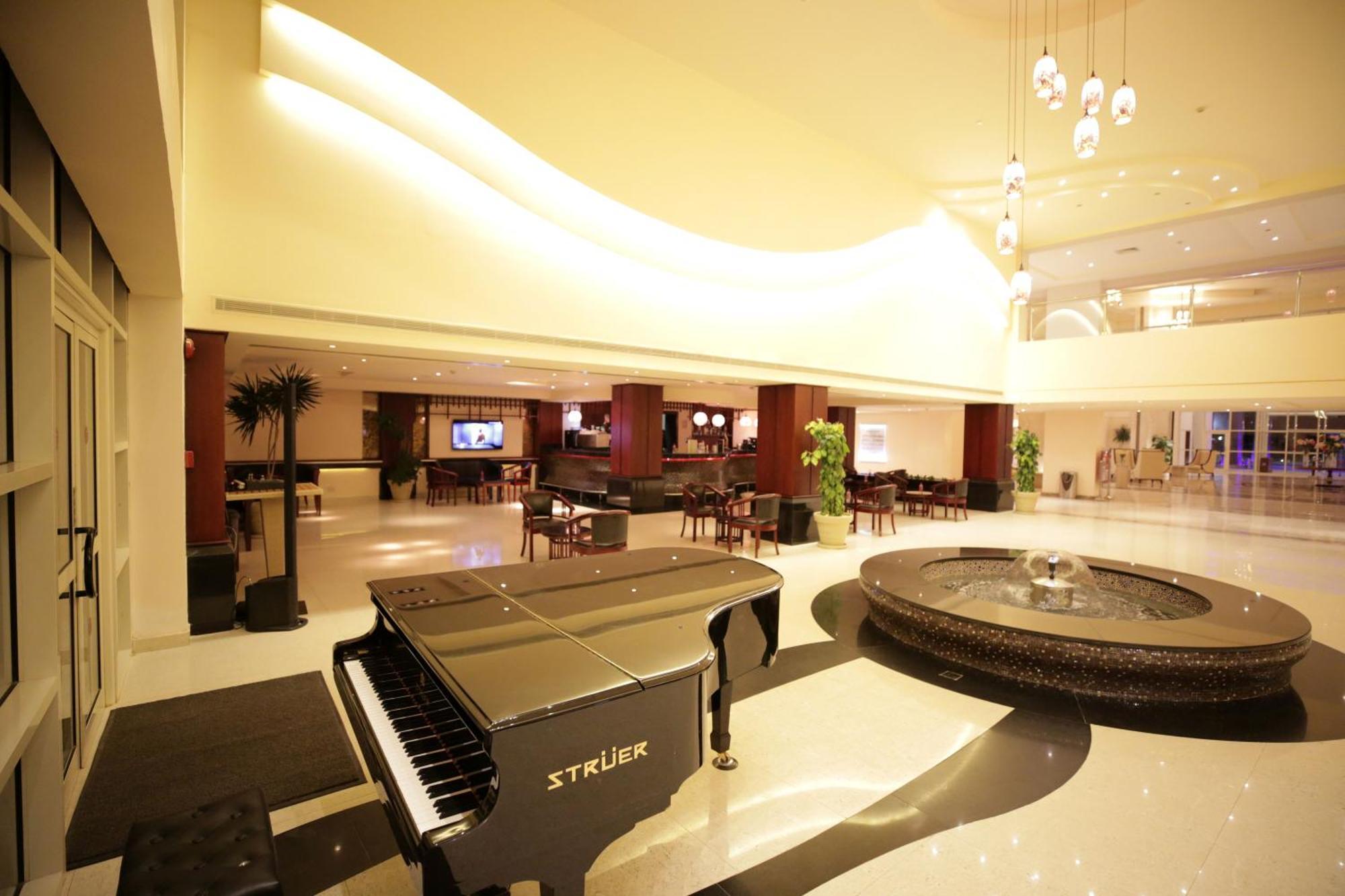 Hotel Tropitel Sahl Hasheesh Hurghada Exterior foto Lobby