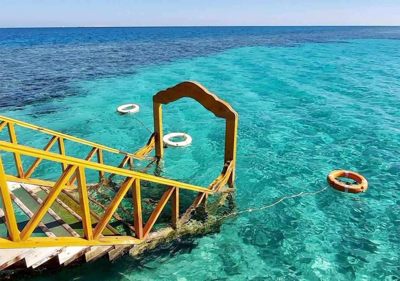 Hotel Tropitel Sahl Hasheesh Hurghada Exterior foto The sea at the resort
